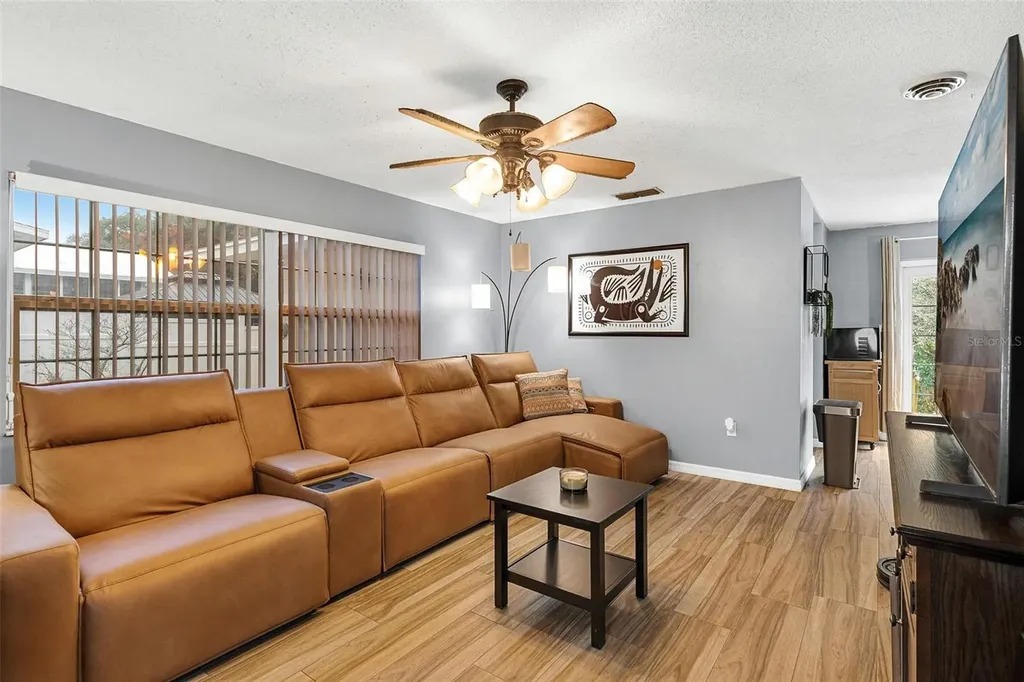 6842 Fern Circle Leesburg FL 34748