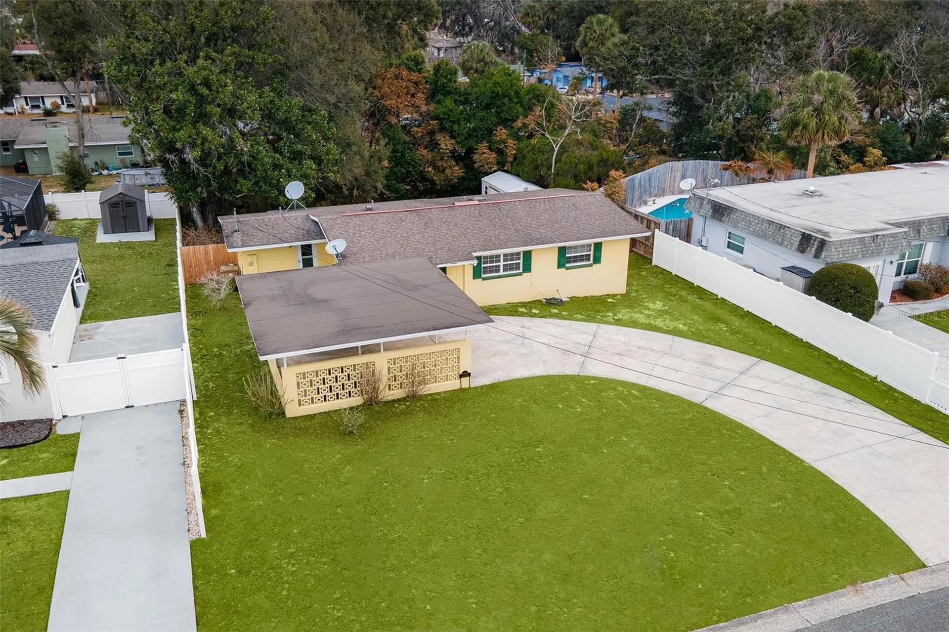 6842 Fern Circle Leesburg FL 34748