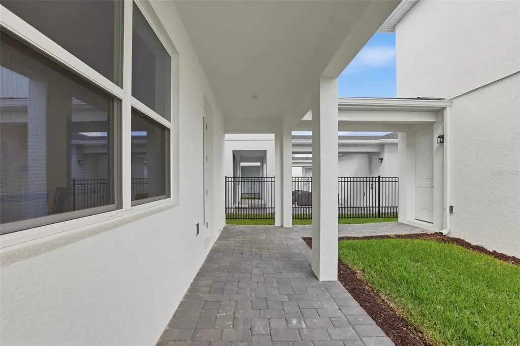 1833 Crowncrest Drive Apopka FL 32703