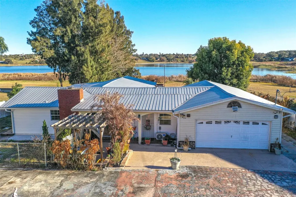 130 Ribbon Parkway Lake Wales FL 33898