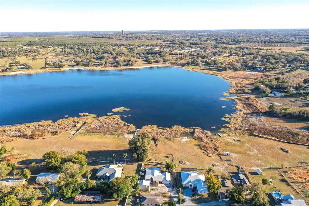 130 Ribbon Parkway Lake Wales FL 33898