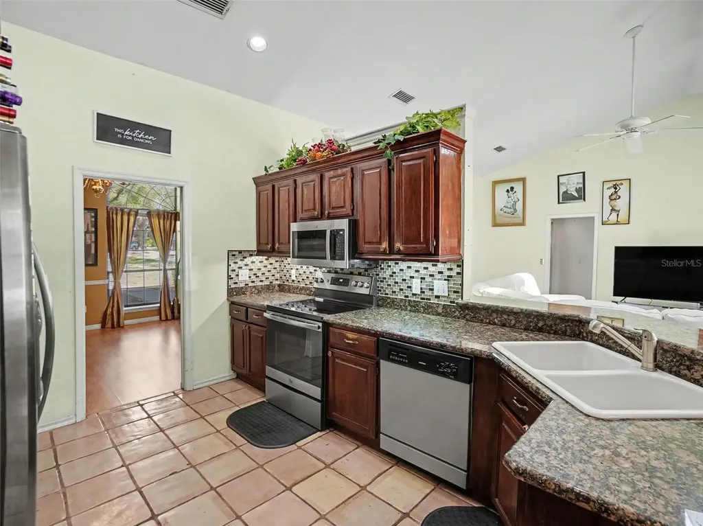 8634 Whispering Willow Court Orlando FL 32835