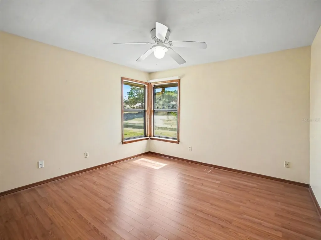 8634 Whispering Willow Court Orlando FL 32835