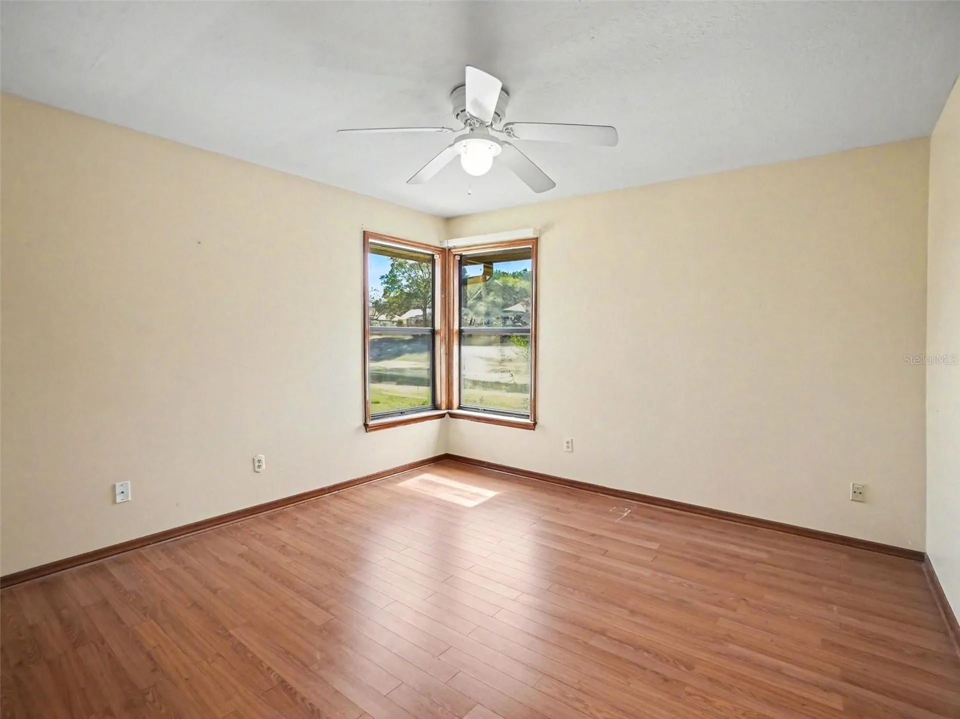 8634 Whispering Willow Court Orlando FL 32835