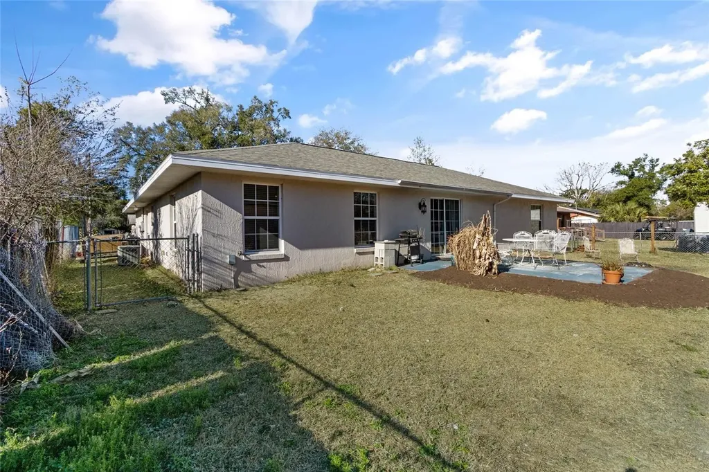11965 SE 70th Avenue Road Belleview FL 34420