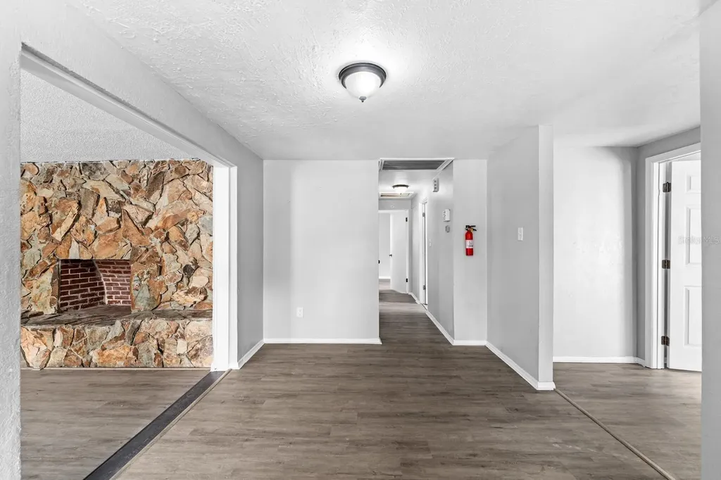 4220 E Powhatan Avenue Tampa FL 33610