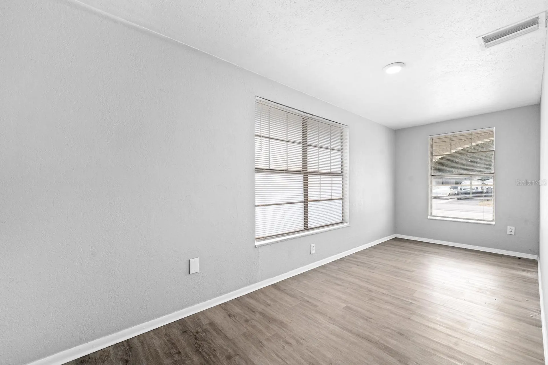 4220 E Powhatan Avenue Tampa FL 33610