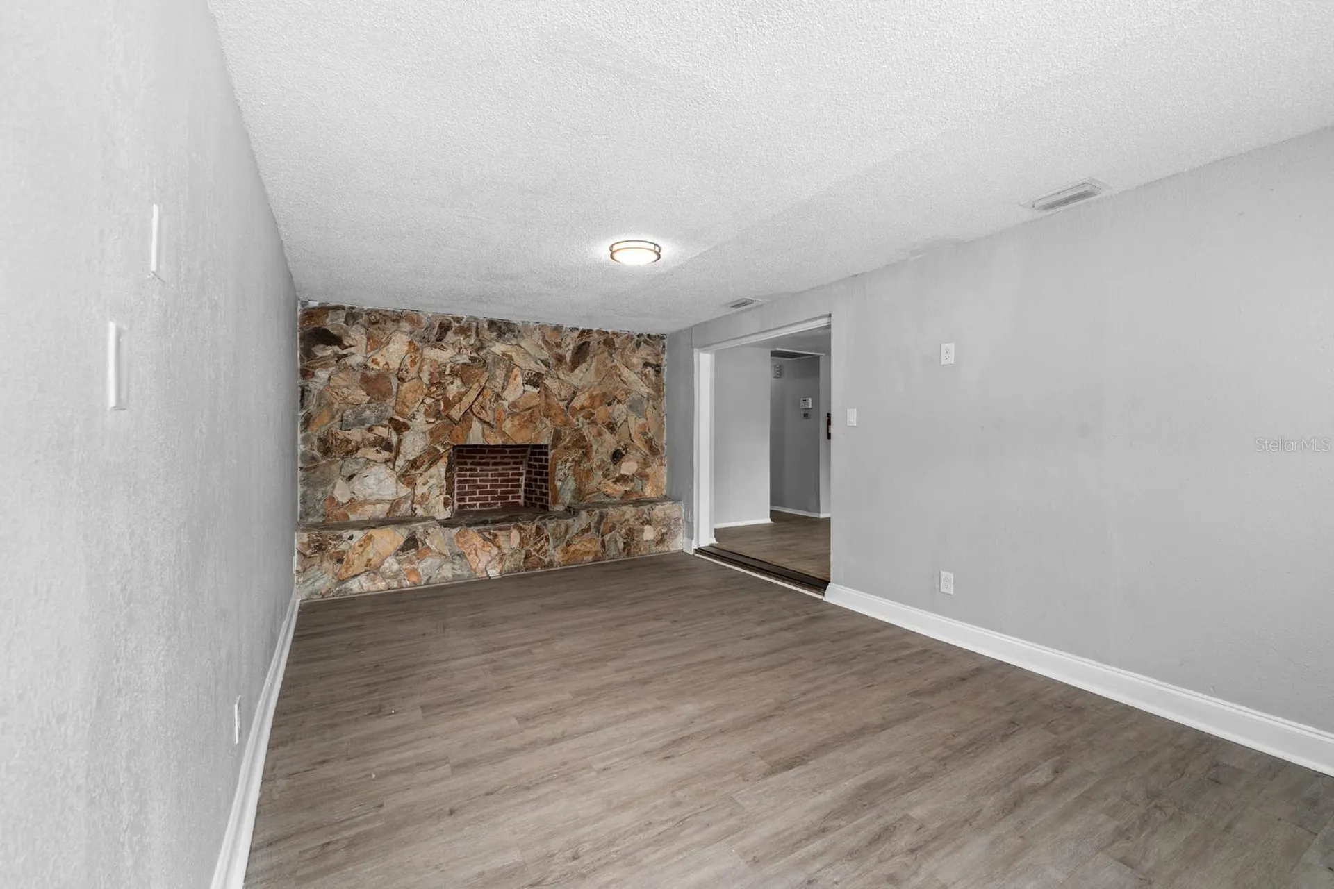 4220 E Powhatan Avenue Tampa FL 33610