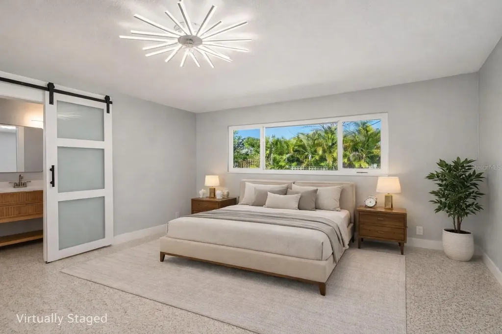 2551 Hibiscus Street Sarasota FL 34239
