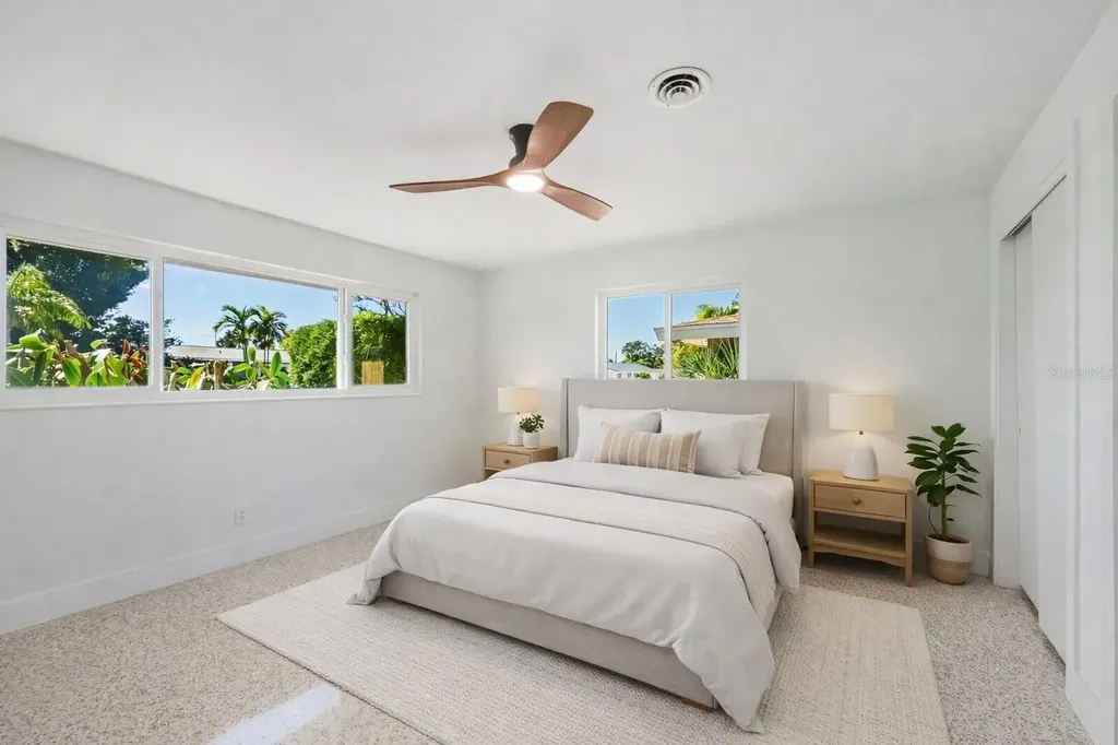 2551 Hibiscus Street Sarasota FL 34239