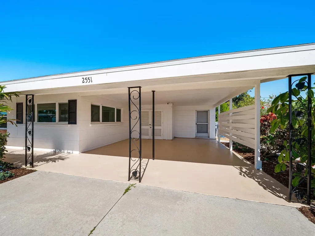 2551 Hibiscus Street Sarasota FL 34239