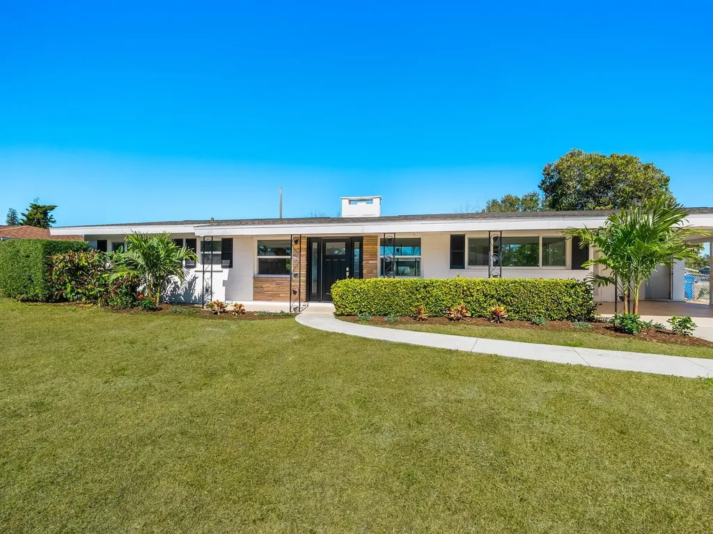 2551 Hibiscus Street Sarasota FL 34239