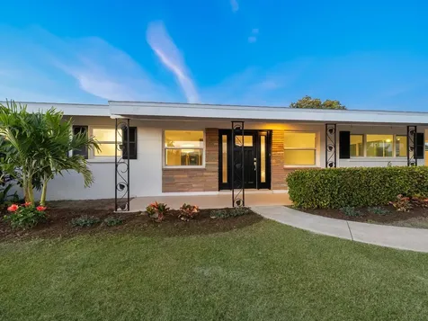 2551 Hibiscus Street Sarasota FL 34239