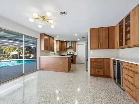 2551 Hibiscus Street Sarasota FL 34239