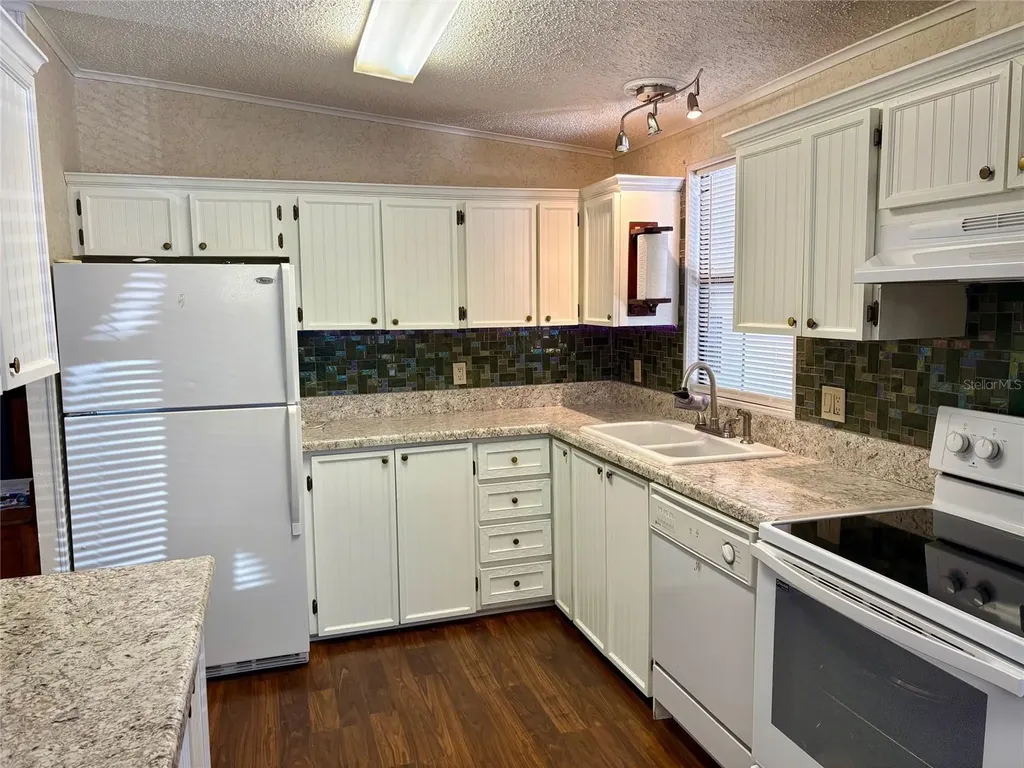 6081 Southern Oaks Drive SE Winter Haven FL 33884