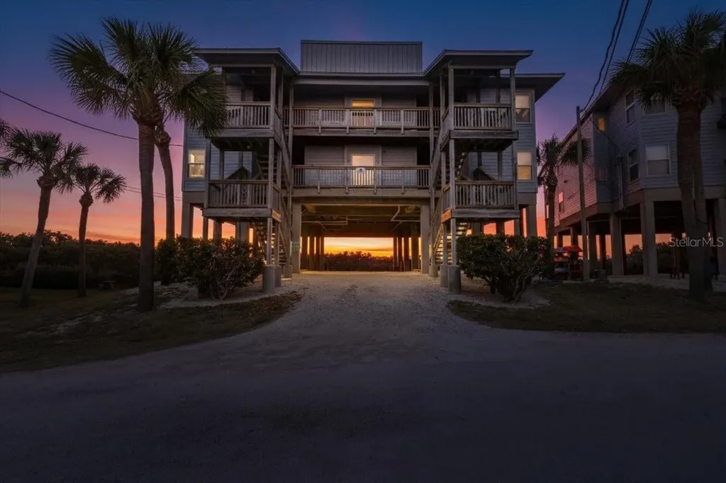 11 Old Mill Drive Cedar Key FL 32625