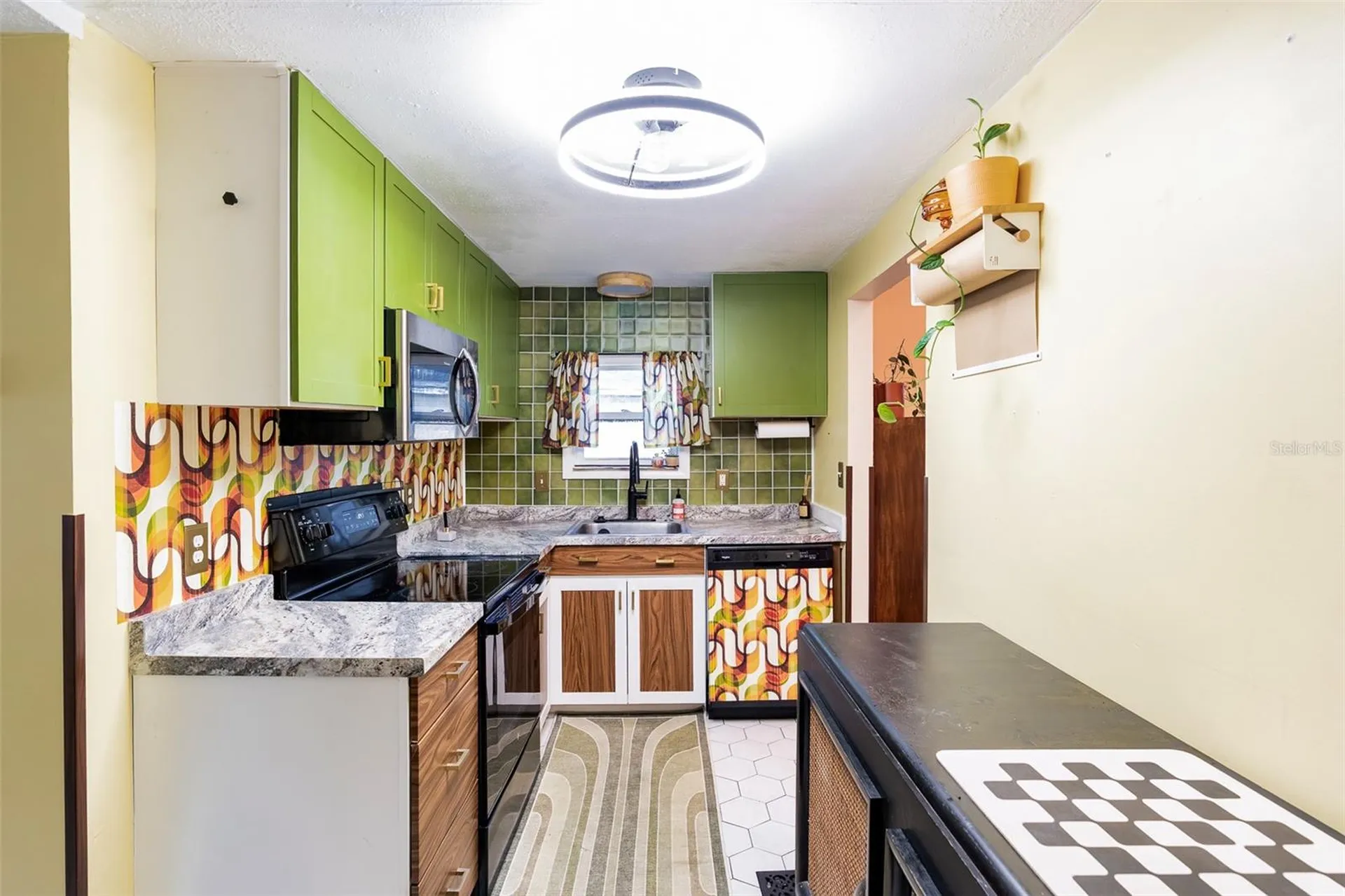 612 N Salisbury Avenue Deland FL 32720