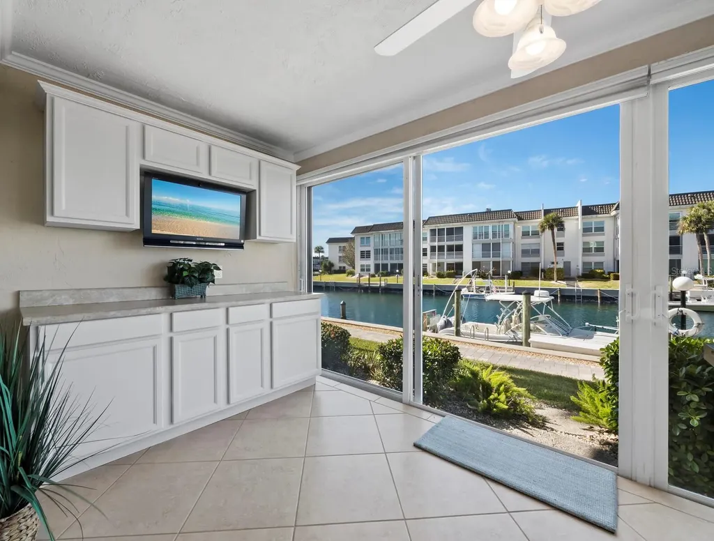 4320 Falmouth Drive Longboat Key FL 34228