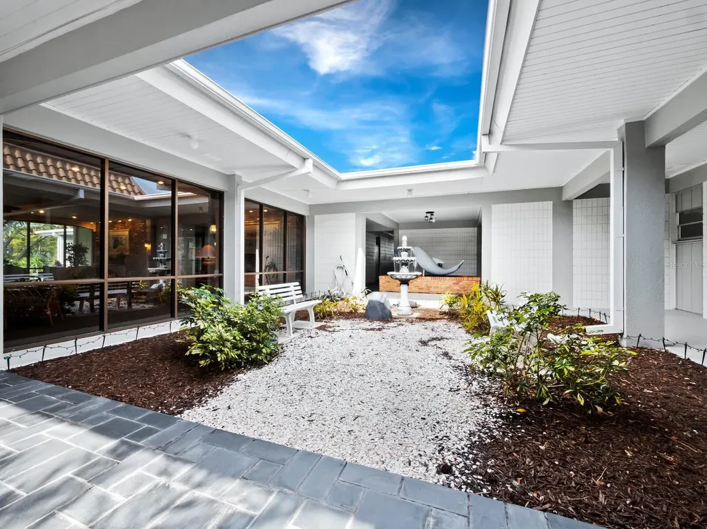 4320 Falmouth Drive Longboat Key FL 34228