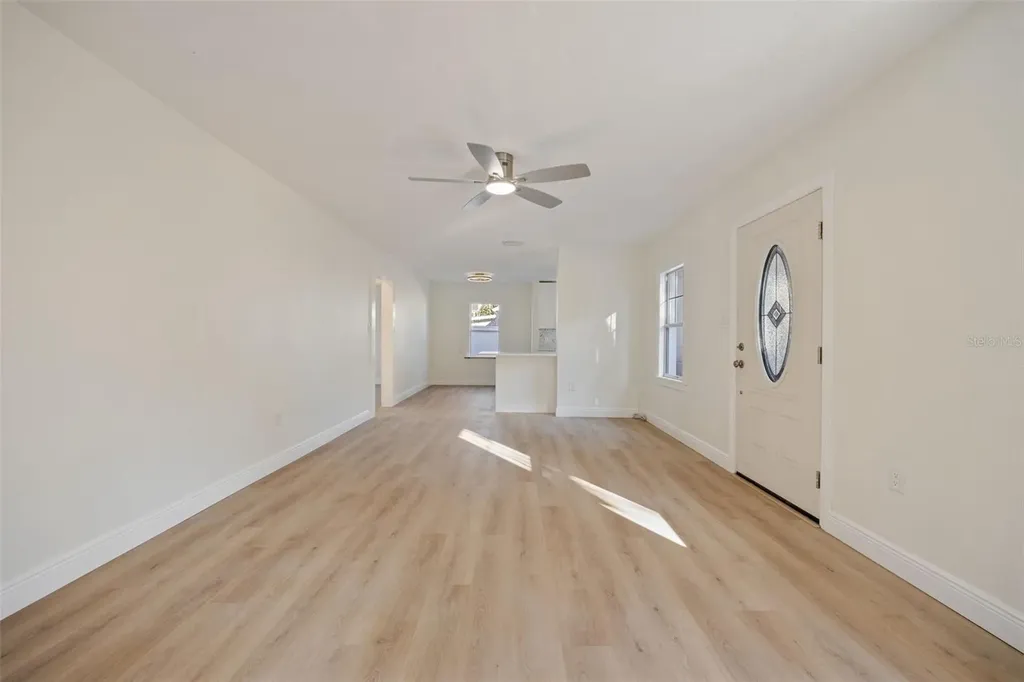 3821 6th Avenue N St Petersburg FL 33713