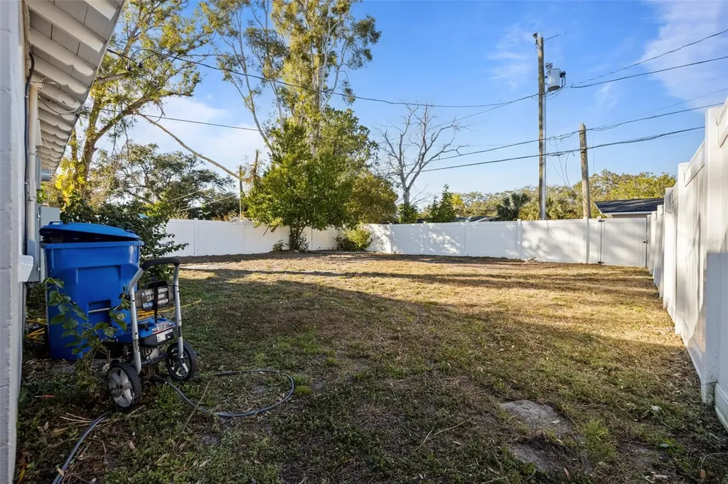 3821 6th Avenue N St Petersburg FL 33713