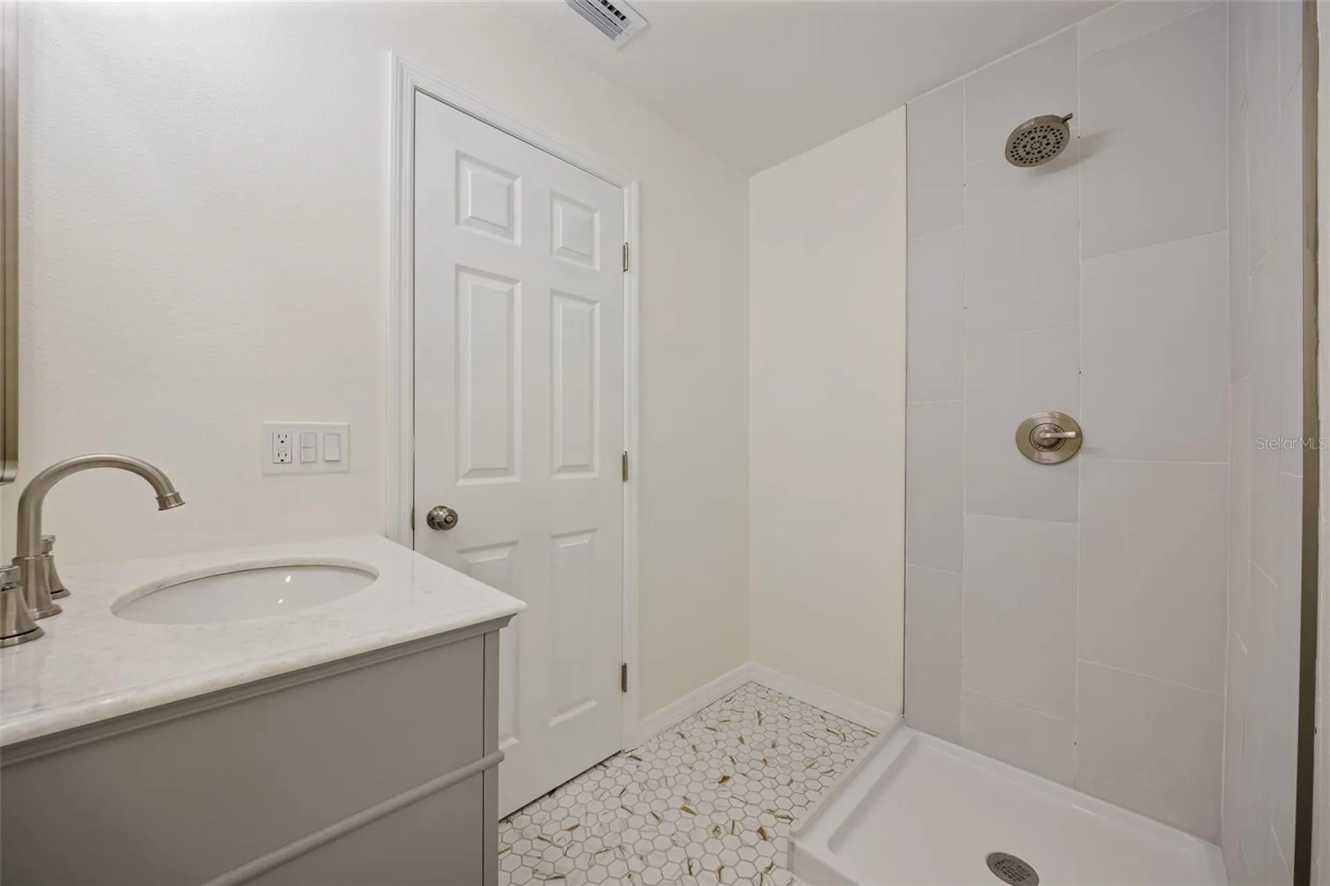 3821 6th Avenue N St Petersburg FL 33713
