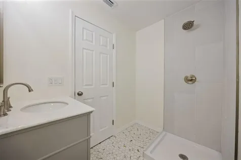 3821 6th Avenue N St Petersburg FL 33713