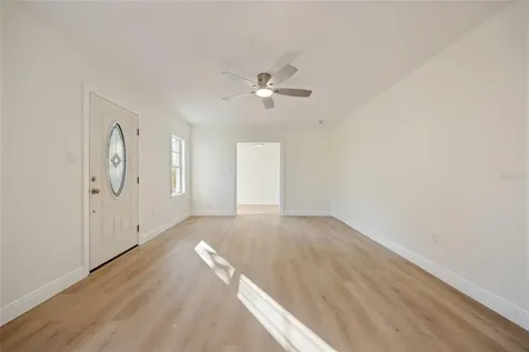 3821 6th Avenue N St Petersburg FL 33713