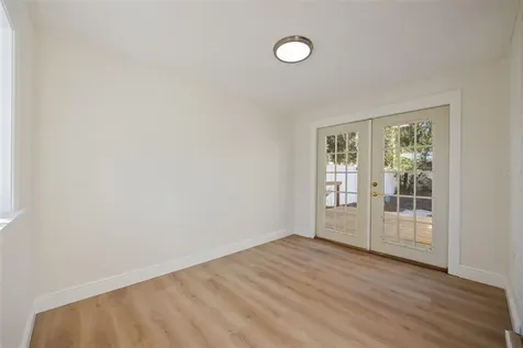 3821 6th Avenue N St Petersburg FL 33713
