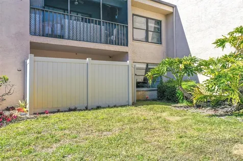 4837 Puritan Circle Tampa FL 33617