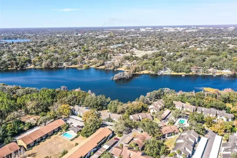 4837 Puritan Circle Tampa FL 33617
