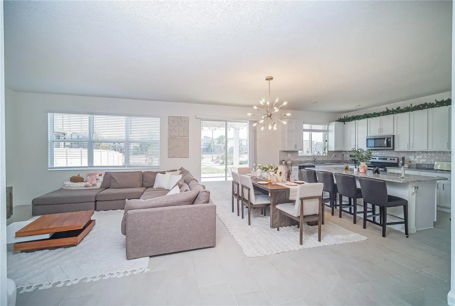 895 Overpool Avenue Davenport FL 33896