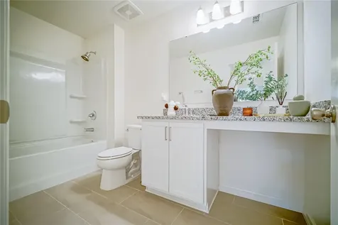 895 Overpool Avenue Davenport FL 33896