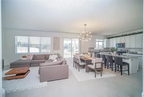 895 Overpool Avenue Davenport FL 33896