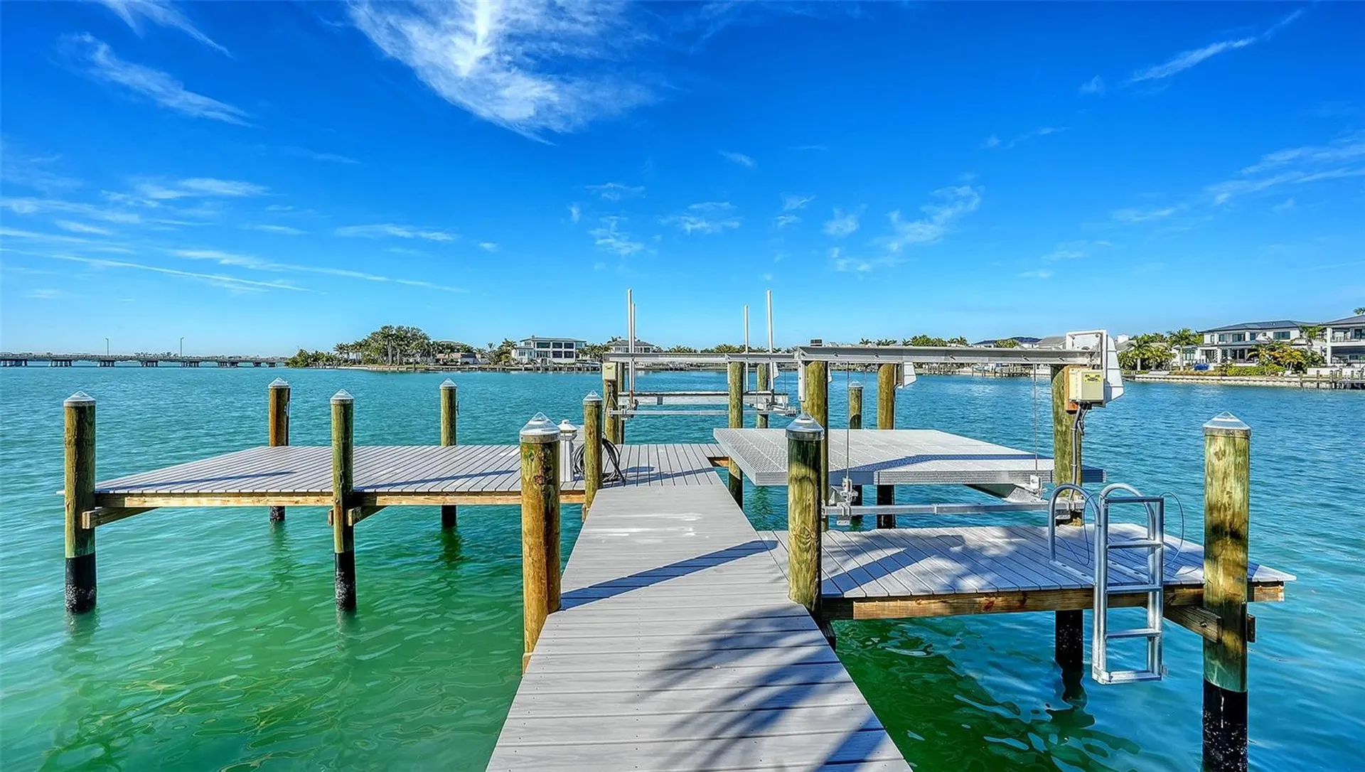 119 N Warbler Lane Sarasota FL 34236