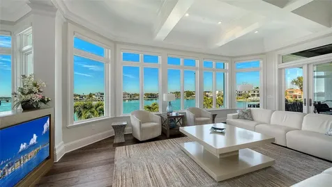 119 N Warbler Lane Sarasota FL 34236