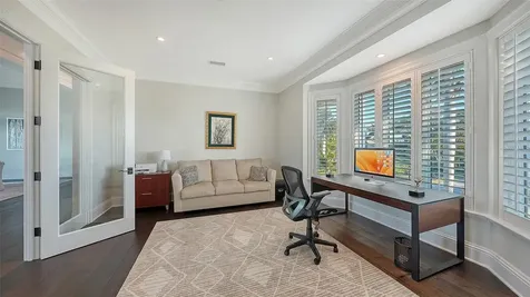 119 N Warbler Lane Sarasota FL 34236