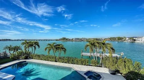 119 N Warbler Lane Sarasota FL 34236