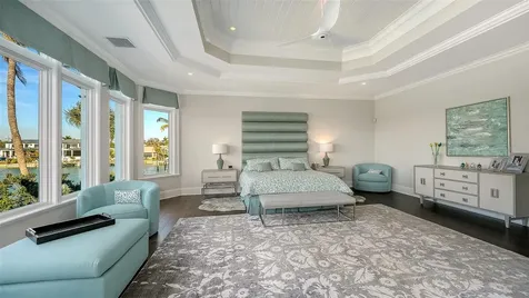 119 N Warbler Lane Sarasota FL 34236