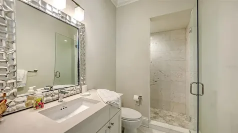 119 N Warbler Lane Sarasota FL 34236