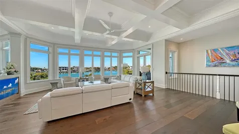 119 N Warbler Lane Sarasota FL 34236