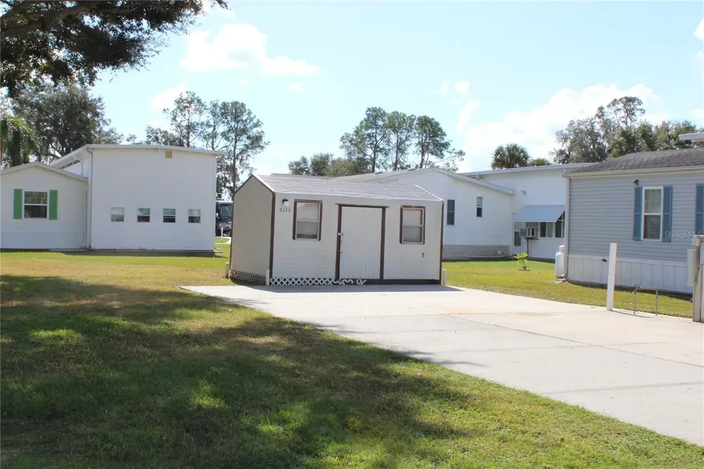 5133 Shore Line Drive Polk City FL 33868