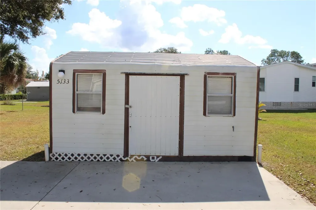 5133 Shore Line Drive Polk City FL 33868