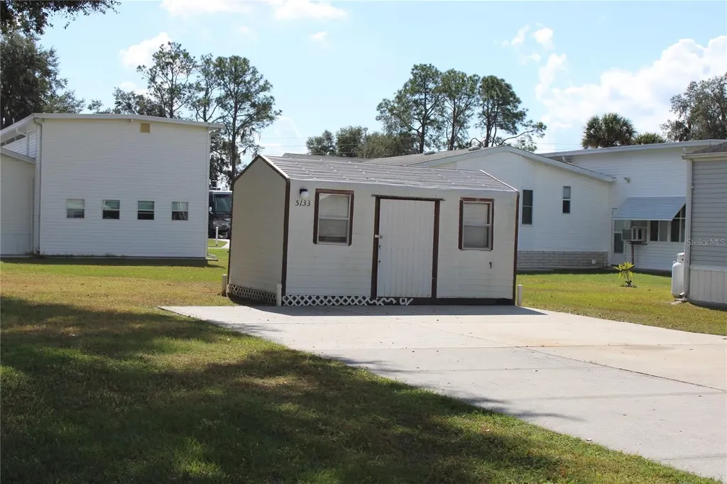 5133 Shore Line Drive Polk City FL 33868