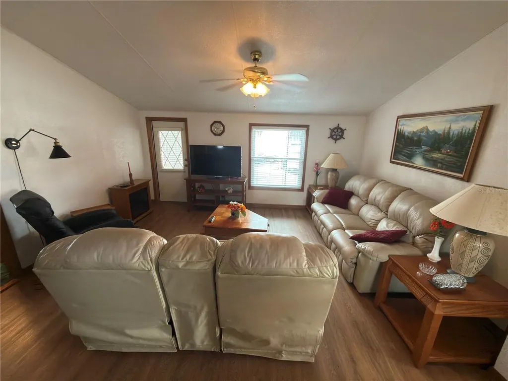 4992 Shore Line Drive Polk City FL 33868