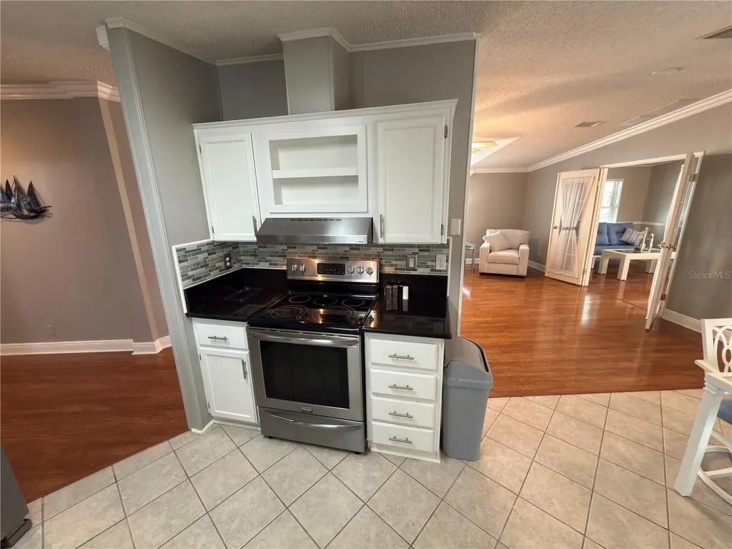 5122 Southshore Drive Polk City FL 33868