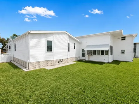 5122 Southshore Drive Polk City FL 33868