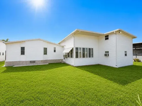 5122 Southshore Drive Polk City FL 33868