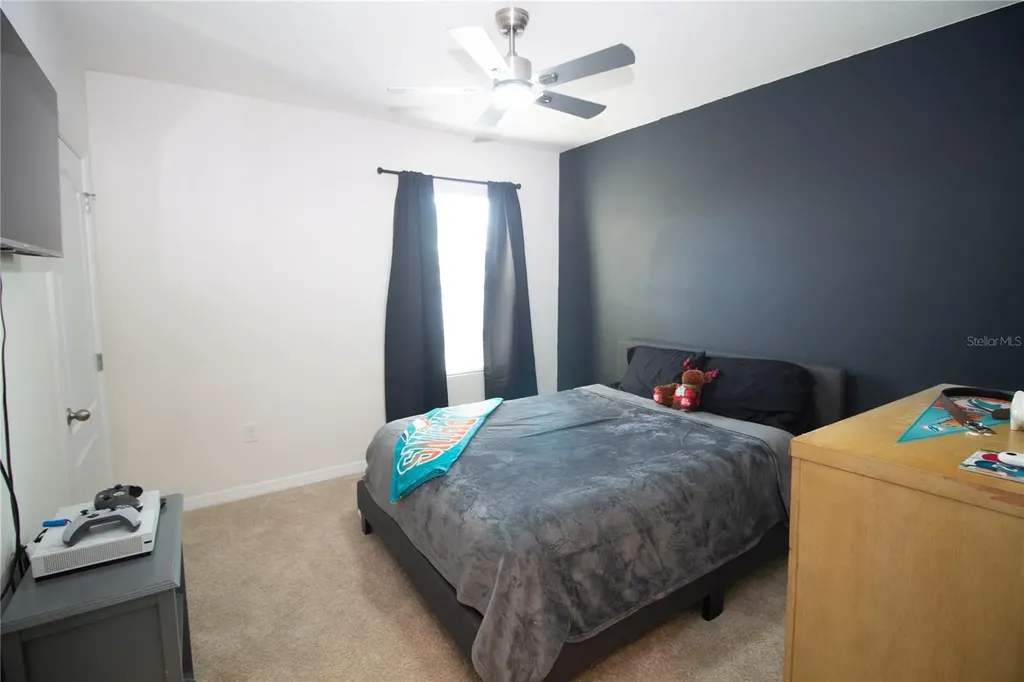 3033 Beau Loop Tavares FL 32778