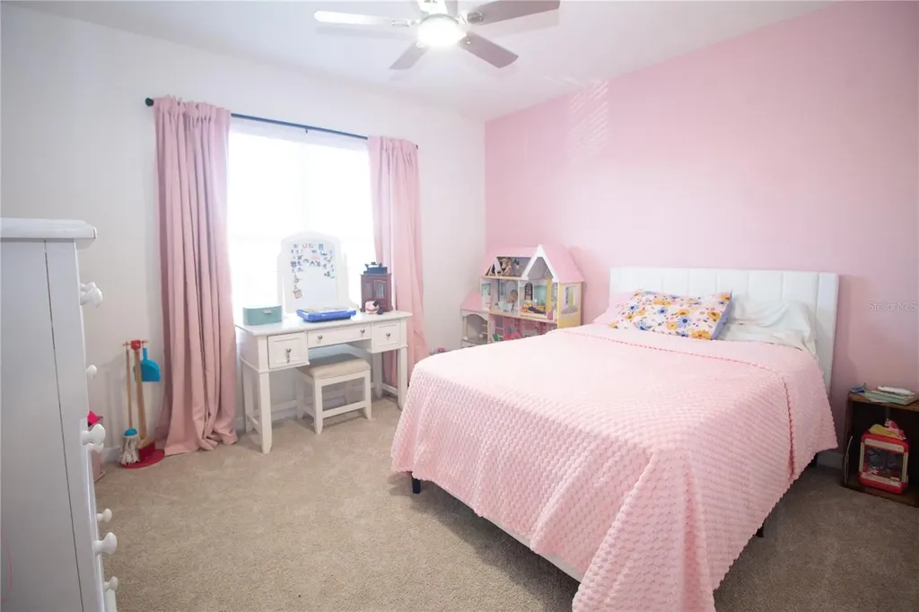 3033 Beau Loop Tavares FL 32778